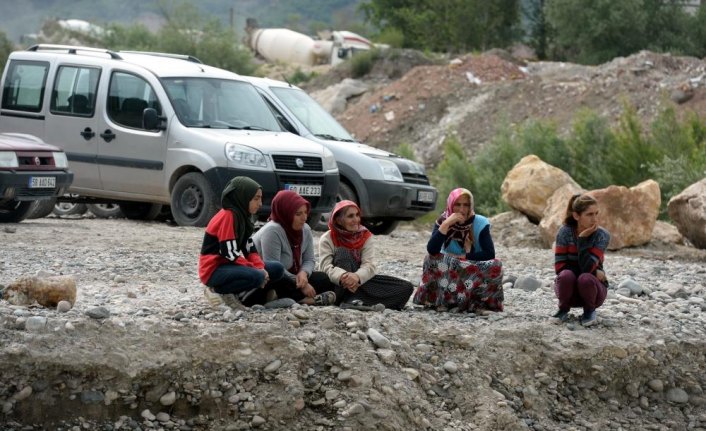Tokat'ta Kelkit Çayı'nda kaybolduğu iddia edilen çocuk aranıyor