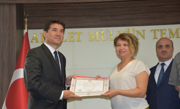 Trabzon milletvekilleri mazbatalarını aldı