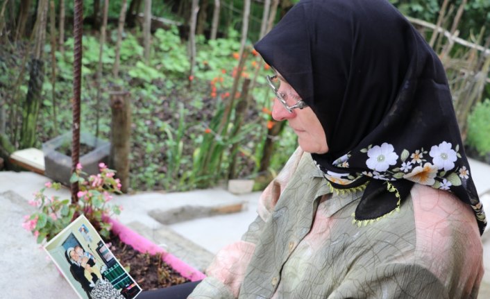 14 yıldır oğlunun yolunu gözlüyor