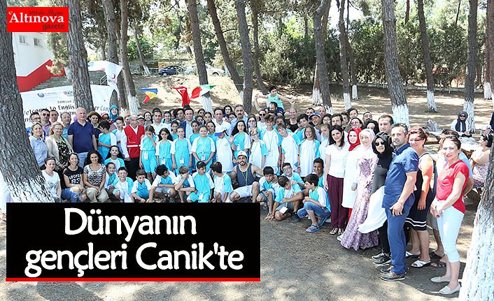 Dünyanın gençleri Canik'te