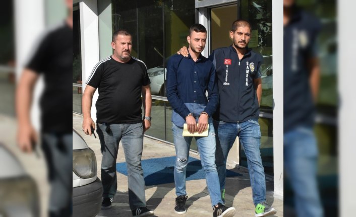 Duraktaki taksiye pompalı tüfekle ateş açıldı: 1 yaralı