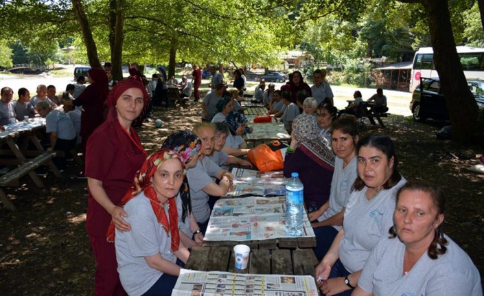 Engelliler piknikte bir araya geldi