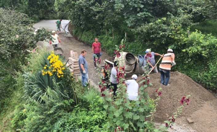 Keşap'ta yollar iyileştiriliyor