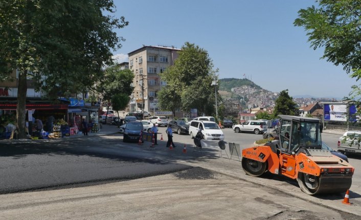 Trabzon'da yol asfaltlama çalışması