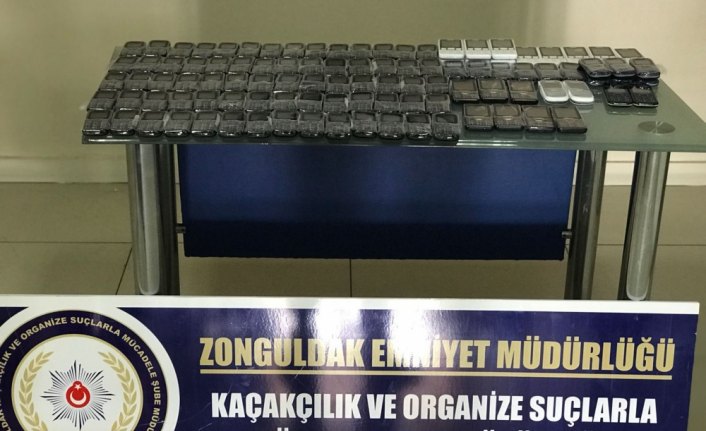 Zonguldak'ta kaçak cep telefonu operasyonu