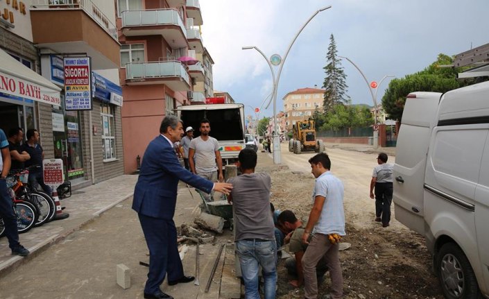 Bartın'da Bülent Ecevit Bulvarı asfaltlanıyor