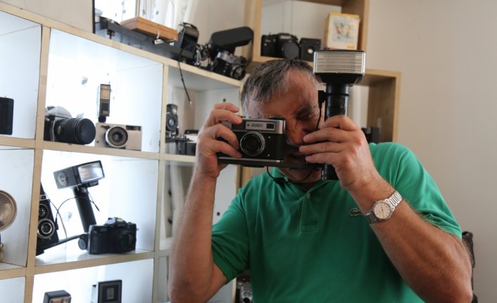 Fotoğraf tutkusu koleksiyoncu yaptı