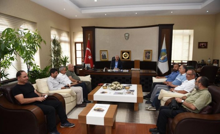 Gazetecilerden Başkan Gül'e ziyaret