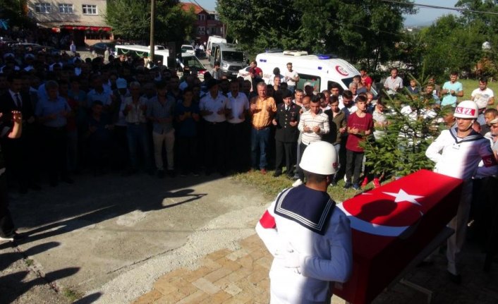 Kalp krizi geçiren askerin cenazesi defnedildi