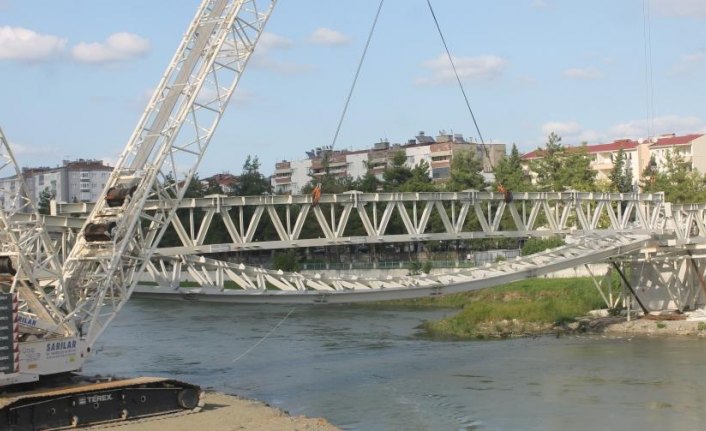 Köprü inşaatında 1 işçi yaralandı