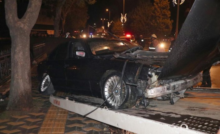 Aynı yerde iki saat arayla kaza yaptılar