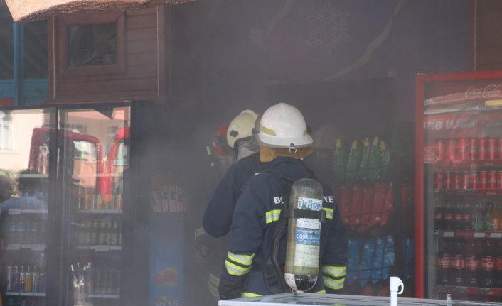 Büfede yangın çıktı