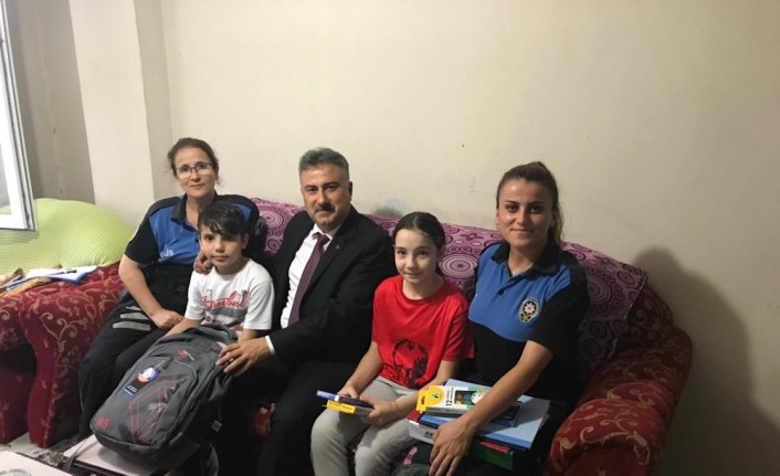 Giresun Emniyet Müdürlüğünden öğrencilere kırtasiye seti