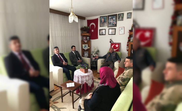 Kaymakam Koşal'dan gazi ve şehit ailelerine ziyaret