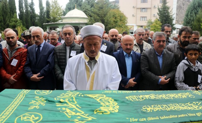 Sanatçı Yakup Yavru son yolculuğuna uğurlandı