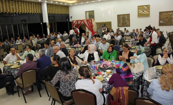 Suluova Kaymakamı Karagül'e veda yemeği