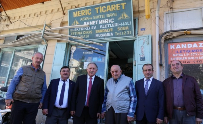 Vali Doğanay'dan kentin en yaşlı esnafına ziyaret