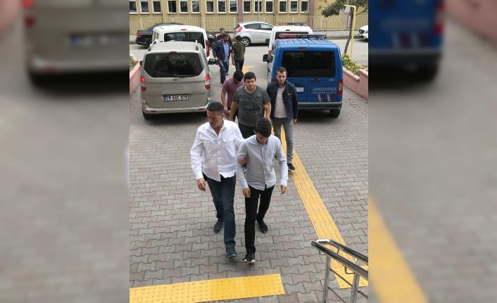 Vinçle salıncak hırsızlığı