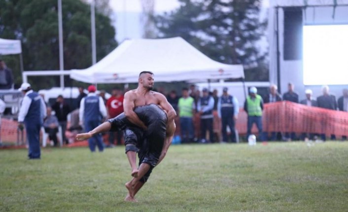 Boyabat Belediyesi Yağlı Güreşleri