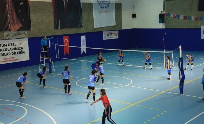 Özel Sporcular Türkiye Voleybol Şampiyonası yapıldı