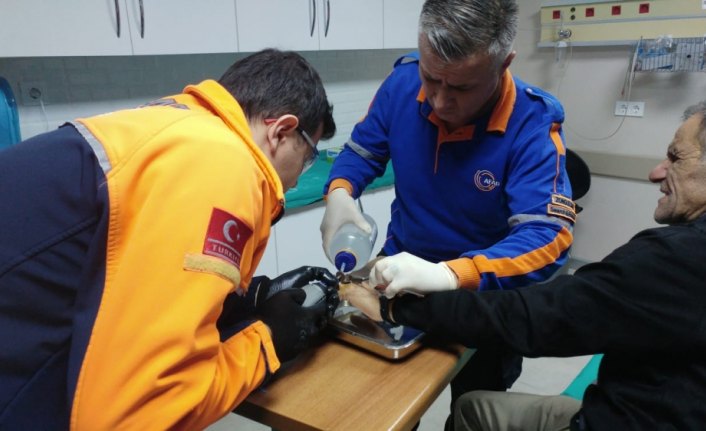 Parmağa sıkışan yüzüğü AFAD ekipleri çıkardı