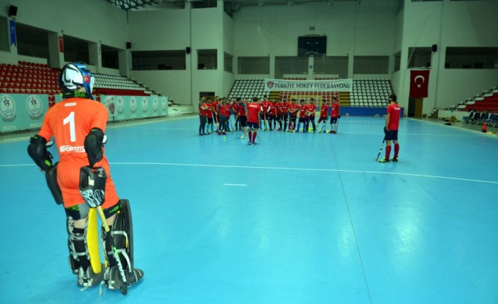 21 Yaş Altı Salon Hokeyi Milli Takımı Amasya'da