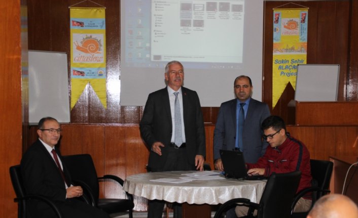Alaçam'da girişimcilik kursu düzenlendi