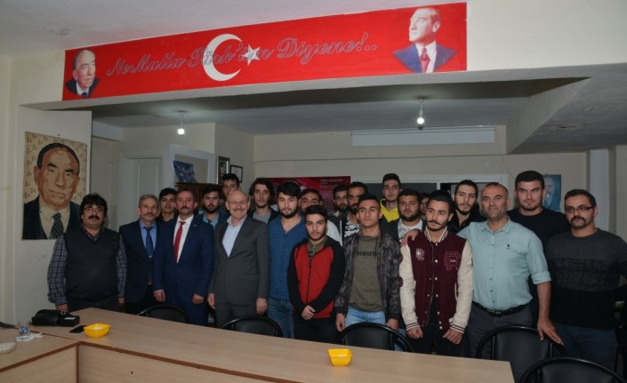 Başkan Kul ülkücüleri ziyaret etti