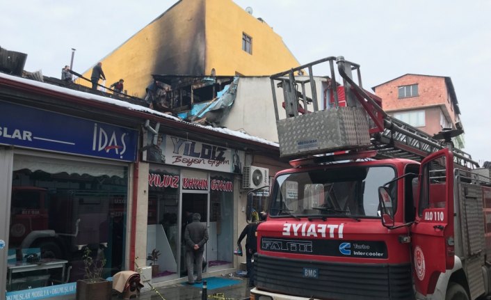 Bayburt'ta iş yeri yangını: 1 yaralı