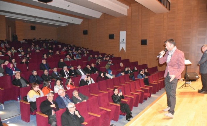 Boyabat'ta şiir dinletisi ve söyleşi