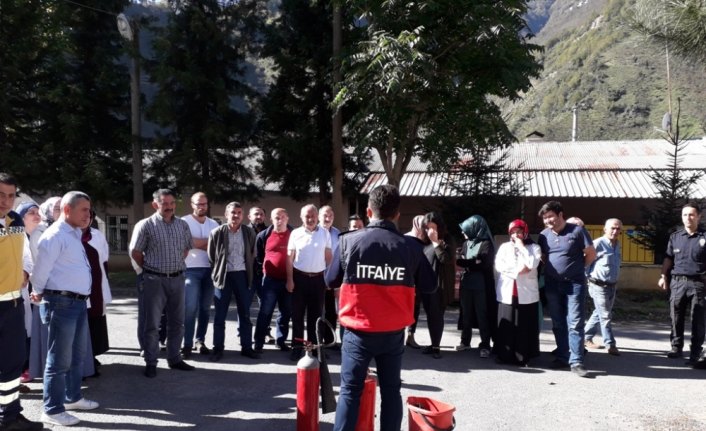 Doğankent'te deprem ve yangın eğitimi