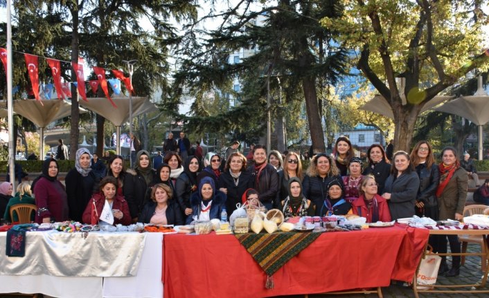 Doğu Karadeniz ve Güneydoğulu kadınlar pazarda buluştu