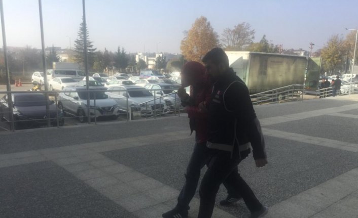 Dolandırıcılık şüphelisi Bolu'da yakalandı