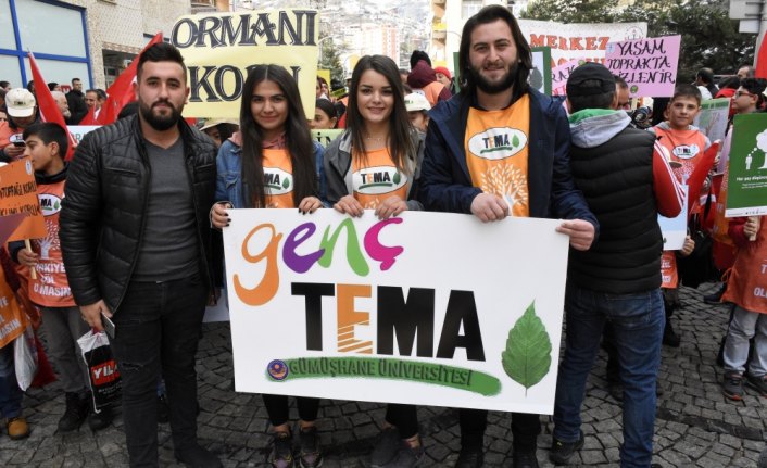 Erozyona dikkat çekmek için yürüdüler