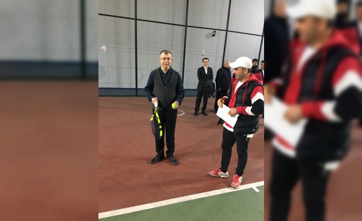 Artvin Valisi Doruk'tan Gençlik Merkezi'ne ziyaret