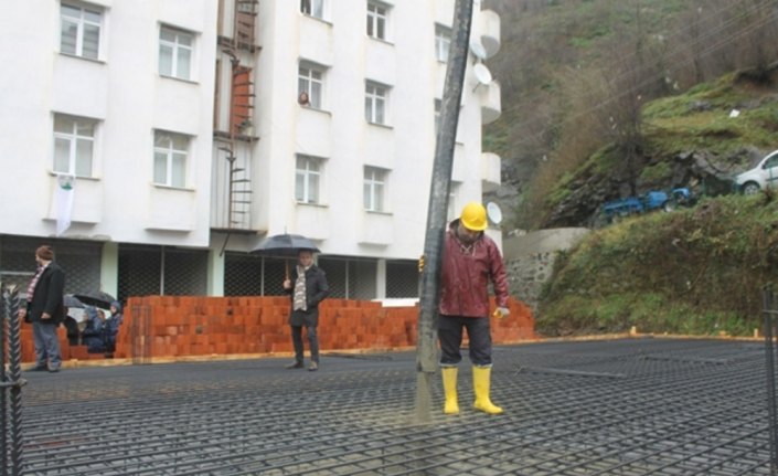 Borçka'da cami ve Kur'an kursu inşaatının temeli atıldı