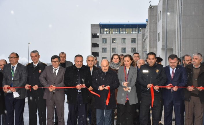 DÜ Hastanesinin yeni acil servisi açıldı