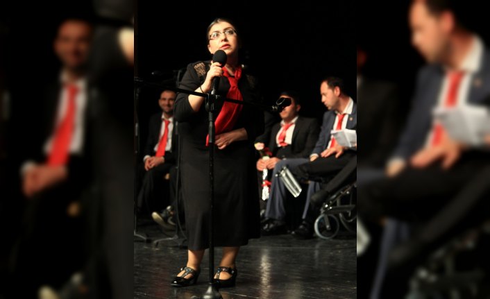 Engelliler korosundan Türk Halk Müziği konseri