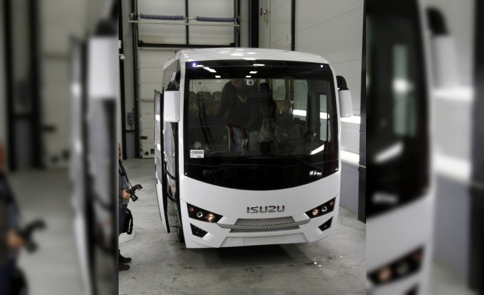 Isuzu Novo, yeni okul servisi yönetmeliğine uygun