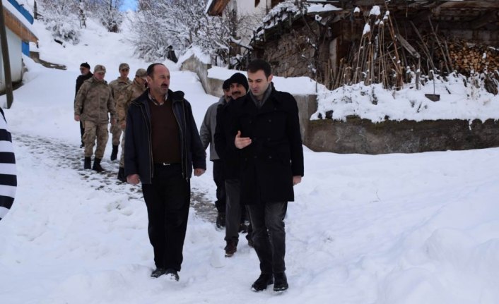 Kaymakam Mete'den köy ziyareti