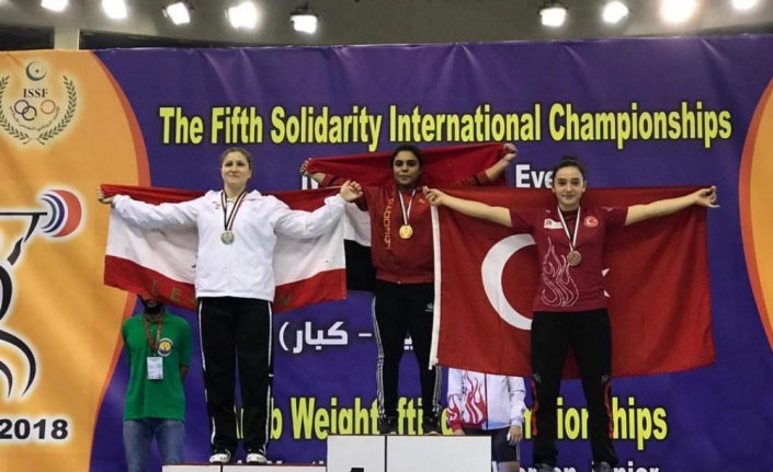 Milli halterciye uluslararası şampiyonada bronz madalya