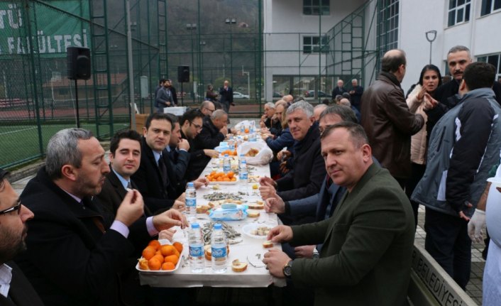 Of'ta Hamsi Şöleni düzenlendi