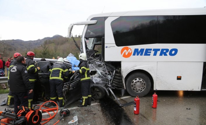 Ordu'da yolcu otobüsü ile cip çarpıştı: 1 ölü, 10 yaralı