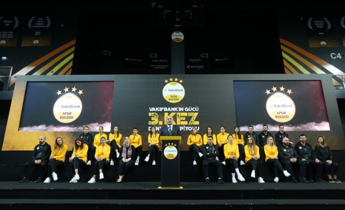 Şampiyon VakıfBank basınla buluştu
