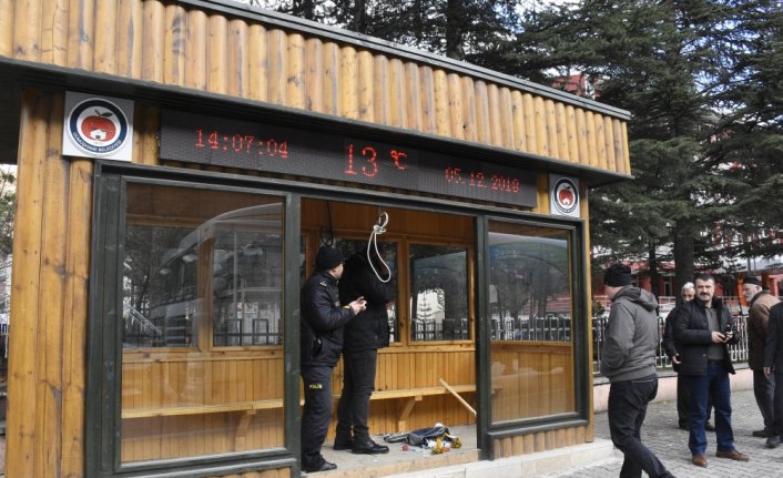 Şüpheli çantadan çocuk malzemesi çıktı