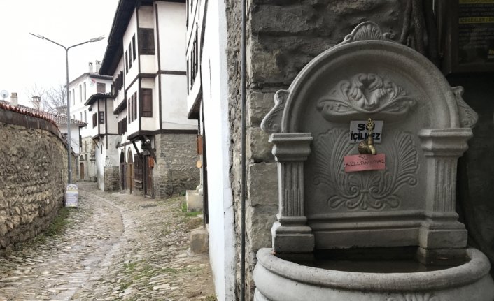 Tarihi çeşmelerin restorasyonu durduruldu