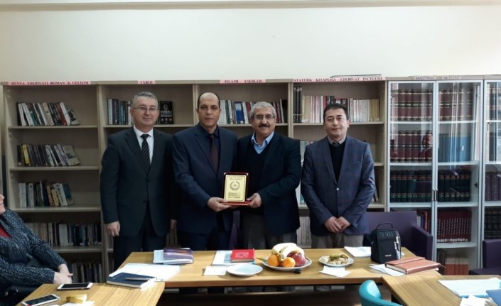 THK’dan okul müdürlerine teşekkür plaketi