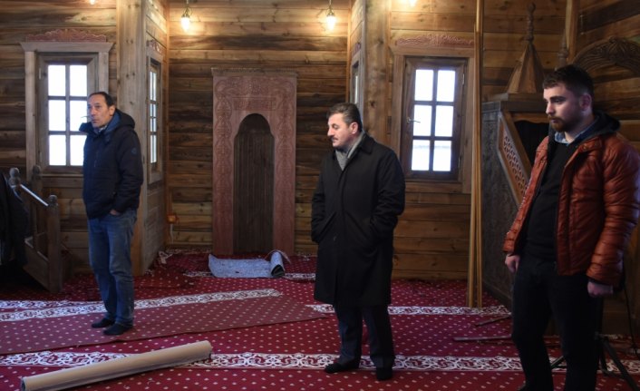 Ulugöl'deki çivisiz mescit ibadete hazır