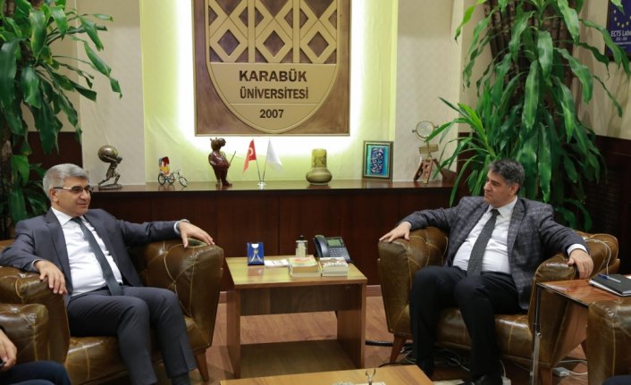 Vali Gürel'in KBÜ rektörünü ziyaret etti