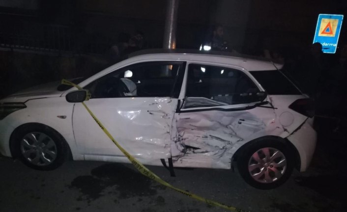 Zonguldak'ta iki otomobil çarpıştı: 6 yaralı